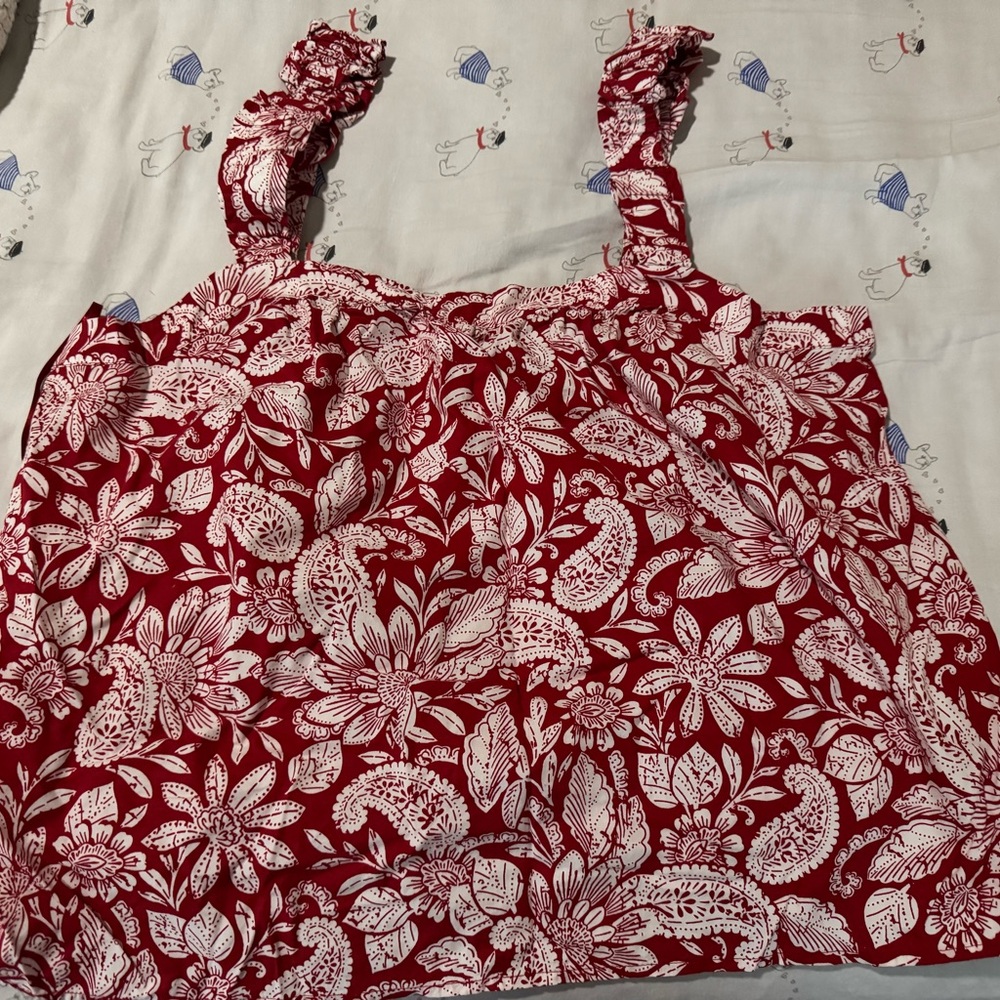 Women’s Floral Red and White Sleeveless Top Size XXL